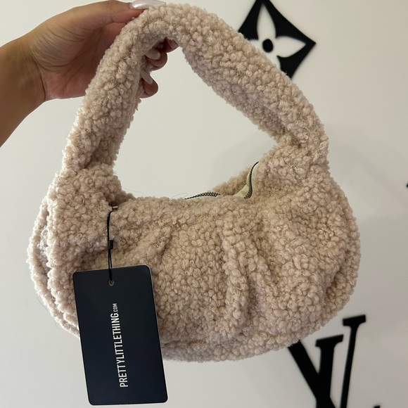 PLT Beige Borg Ruched Shoulder Bag - Picture 3 of 5